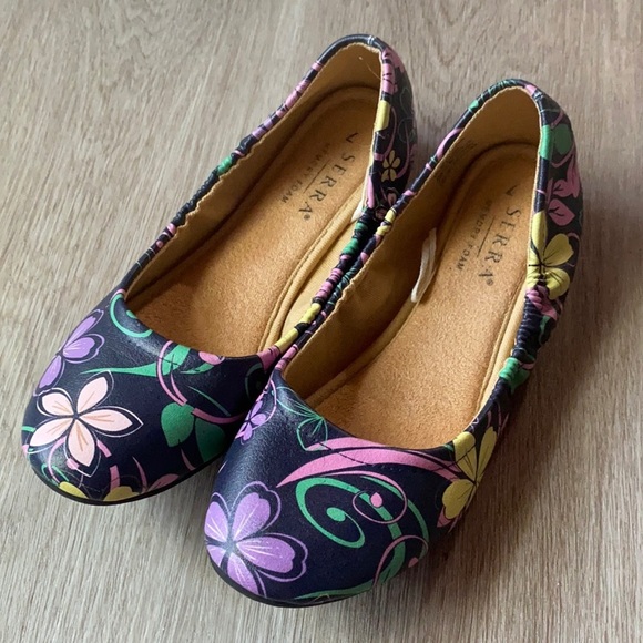 Serra Shoes - Serra Memory Foam Floral Ballet Flats